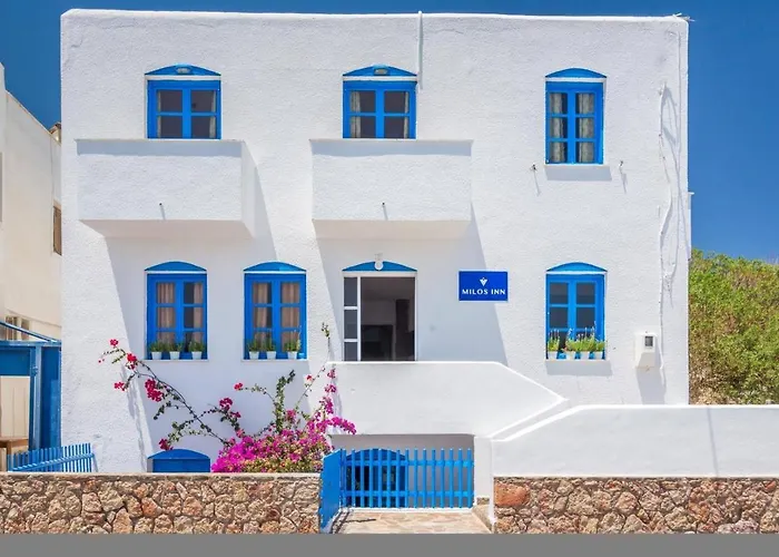 Milos Inn Adamantas
