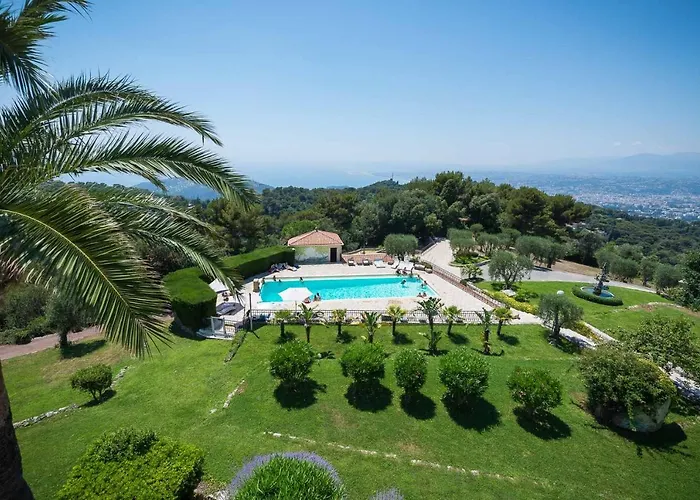 Hotel Domaine Du Mont Leuze à Villefranche-sur-Mer