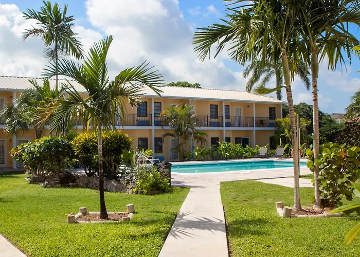 Orange Hill Beach Inn Nasáu