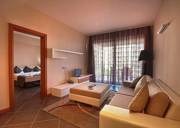 Maxima Paradise Resort Özdere
