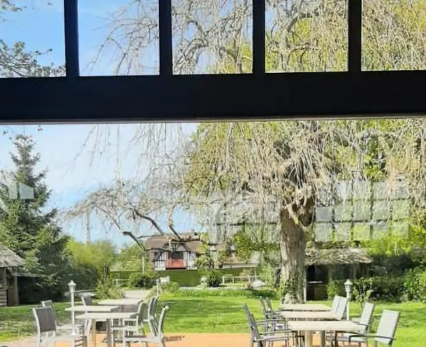 Logis Auberge des Aulnettes Hérouville-Saint-Clair