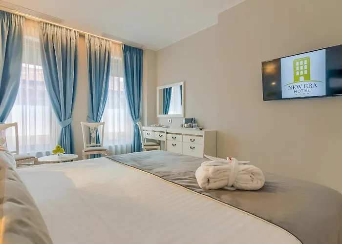 New Era Hotel Old Town Party Zone Bucharest- Parking With Fee Nearby - Not At The Hotel !