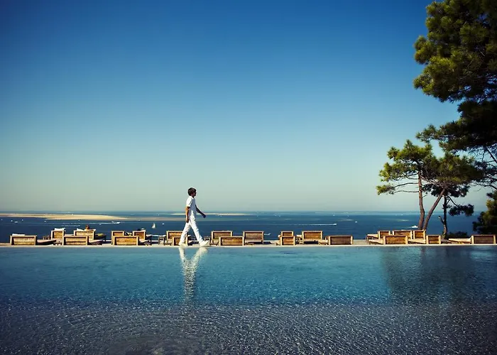 Hotel La Co Pyla-sur-Mer