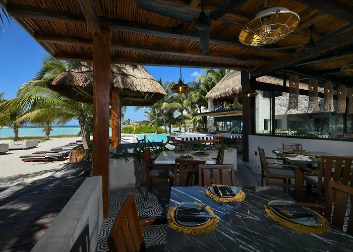 Casa Del Jaguar Beach Hotel Isla Mujeres