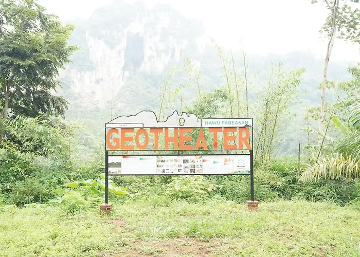 Oyo Homes 90917 Eco Tourism Geopark Padalarang Homestay Syariah Bandung