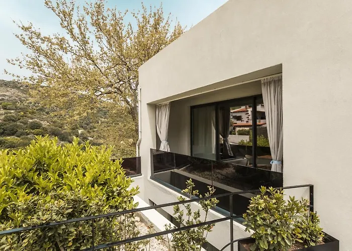 Monastery Estate Retreat Hotel Sougia