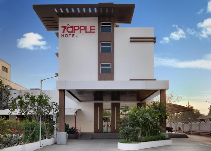 7 Apple Hotel, Vadodara