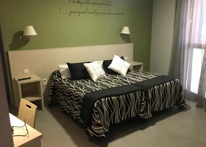 Hotel Hm Alfaro