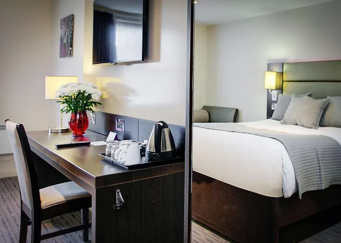 Premier Inn Huddersfield West