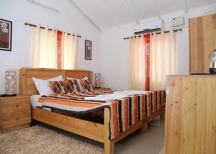 Villa Baywalk Goa - 200 Meters From Morjim Beach