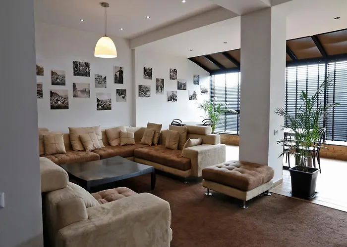 Hotel Club-2100 Gudauri
