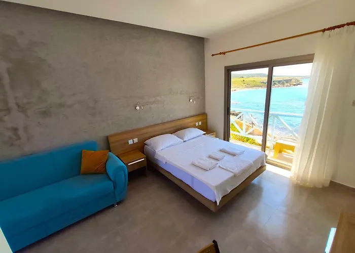 Oasıs At Ayfılon Otel Rizokarpaso