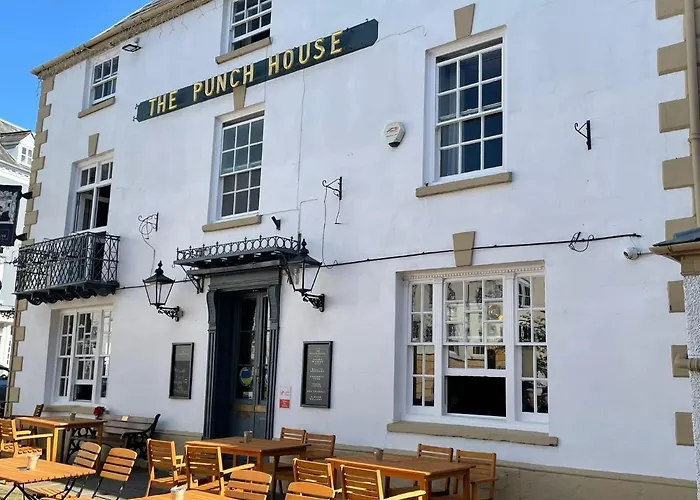 Punch House Monmouth Hotel