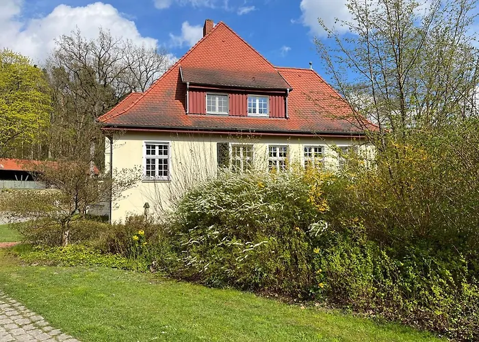 Gästezimmer in herrschaftlicher Villa Krakow am See