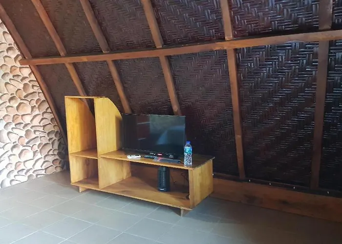 Villa Alam Flores Komodo Labuan Bajo Mitra Reddoorz