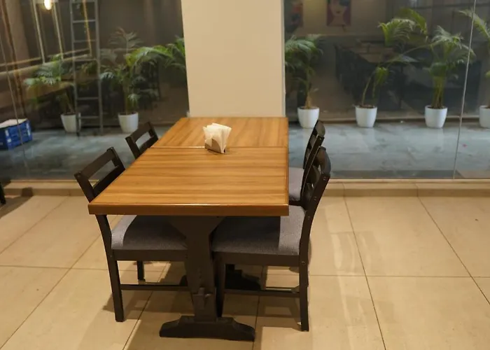 Hotel The Onyx Nagpur