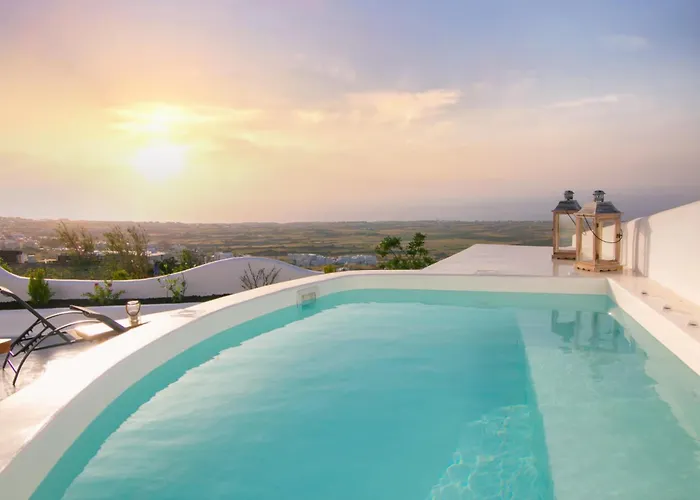 Sun Angelos Oia - Luxury Cave Suites