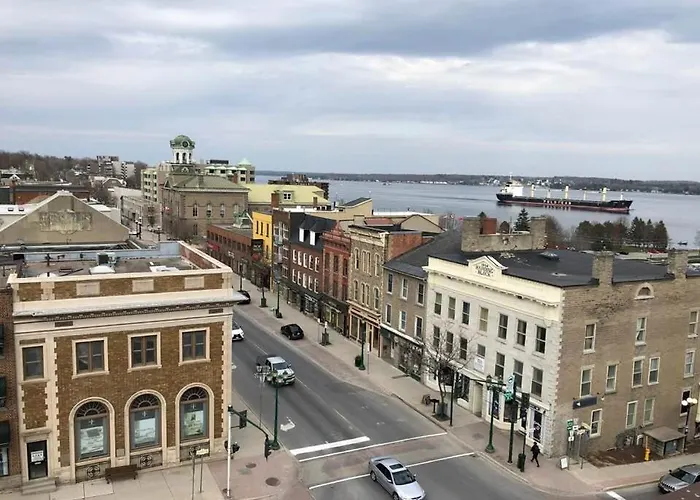 48 King West Boutique Hotel Brockville