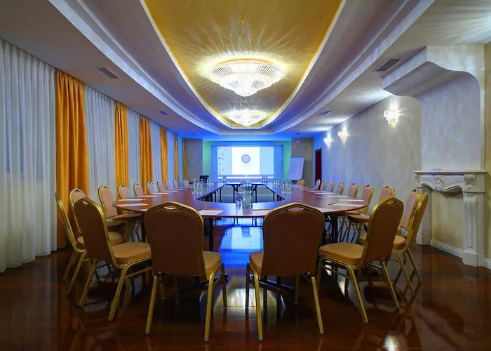 Hotel Holiday Park Warsaw