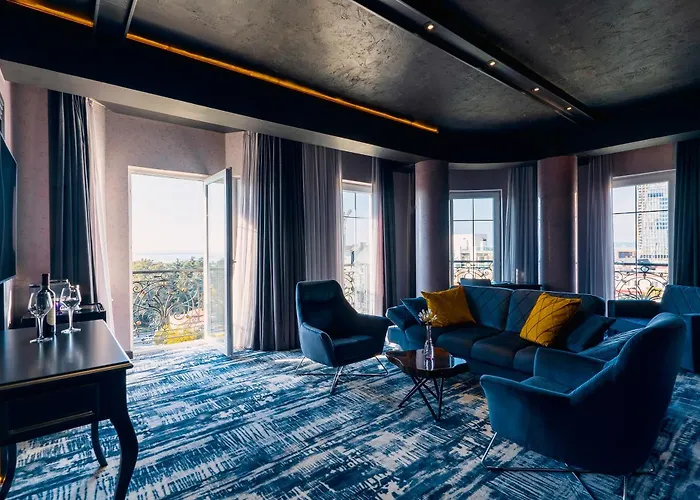 Tapis Rouge Design Boutique Hotel Batumi