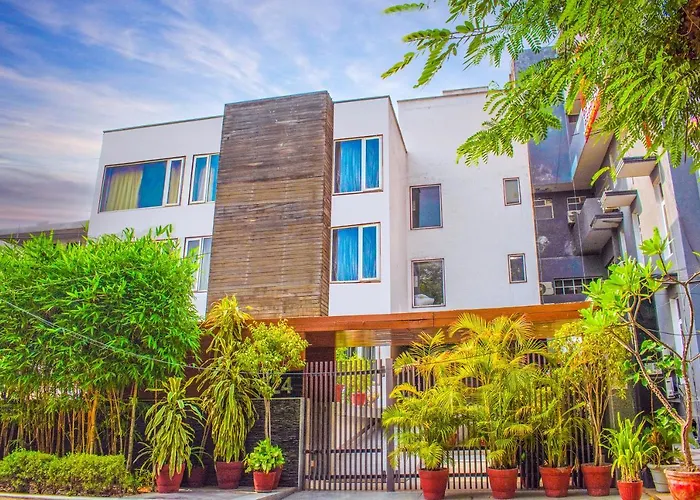 Octave Golfcourse Inn Gurgaon