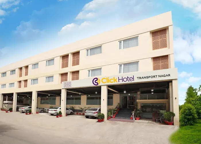 Click Hotel Transport Nagar Lucknow