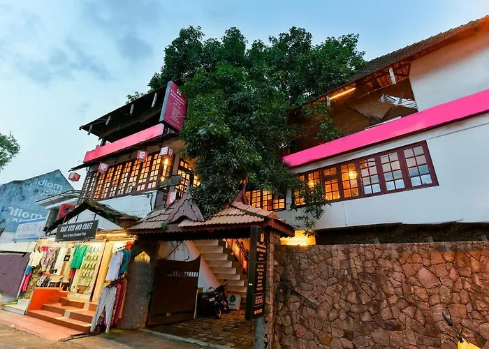Oyo 16778 House Of Yesudas Kochi