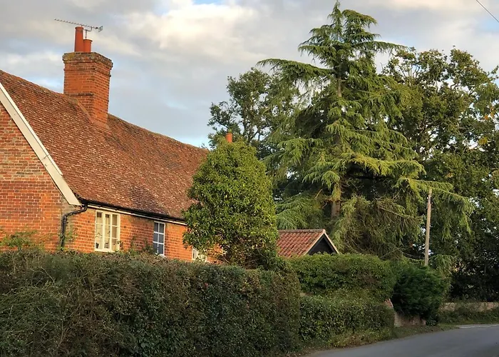 Crown House Great Glemham Bed & Breakfast Saxmundham