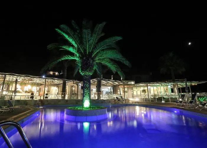 Anna Maria Paradise Pefkochori