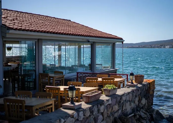 Ferahi Evler Ayvalık Otel