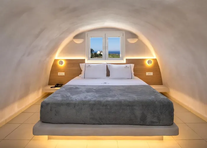 Aelia Luxury Suites Karterados 