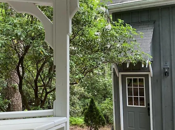 Lolly'S Treehouse Hotel Highlands