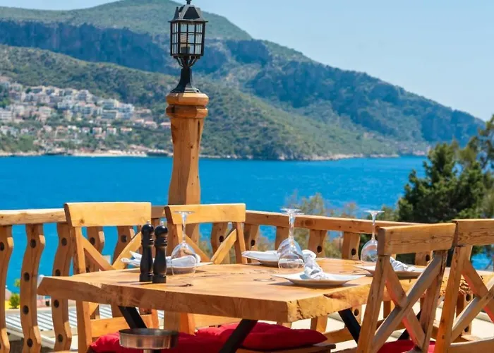 Old Trading House Otel Kalkan