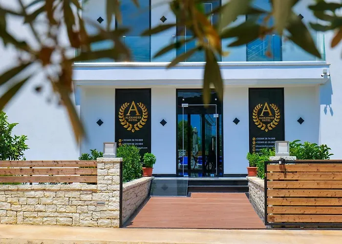 Hotel Alexander Ksamil