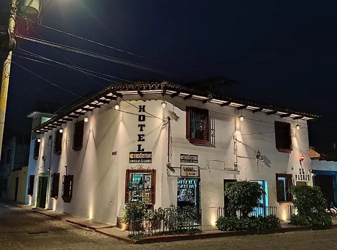 Hotel El Pasaje Antigua