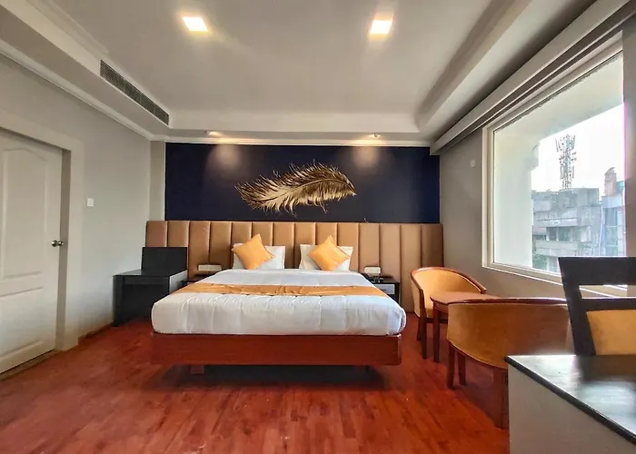 Js Grand Residency - Formerly As Emarald Chennai