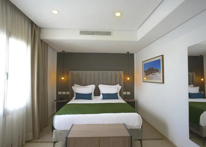 Maia Hotel Suites Tunis