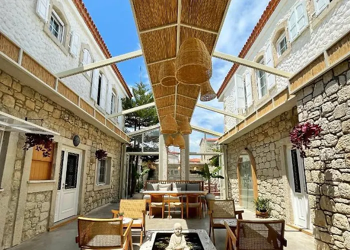 Monk Alaçatı