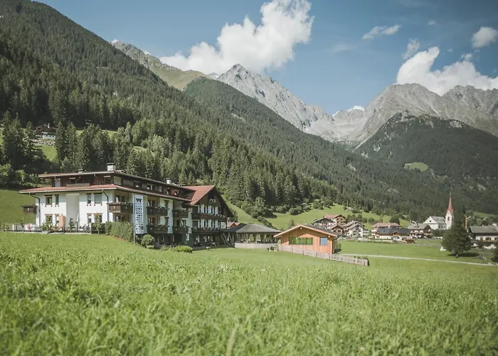 Hotel Vierbrunnenhof Antholz Mittertal