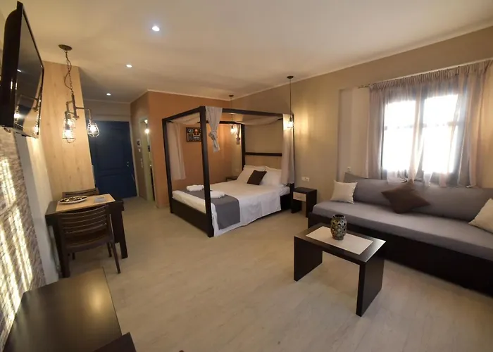 Shining Star Petra Aparthotel