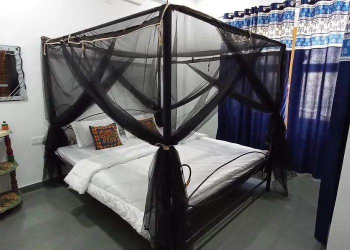 Hill Paradise Home Stay Udaipur
