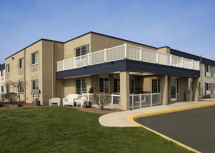 Harbor Town, BW Signature Collection By Best Western Manitowoc