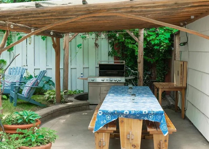 The Village Motel Naramata