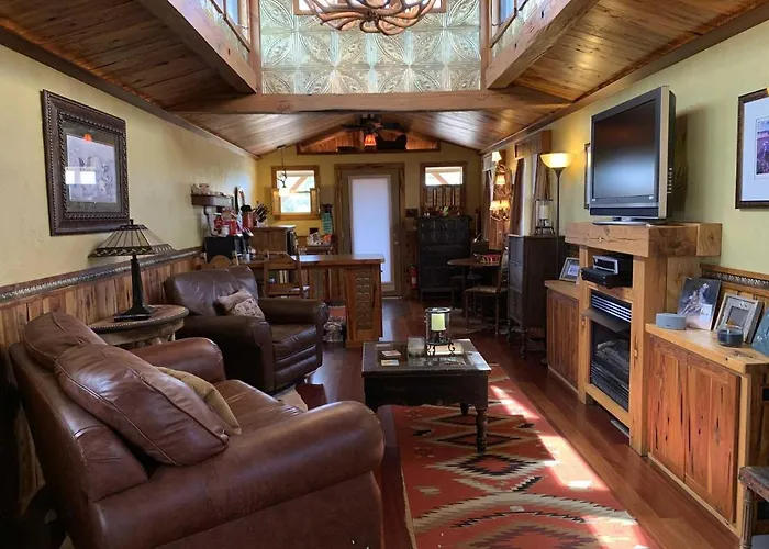 Tabasco Ranch - Antler Cabin Comfort