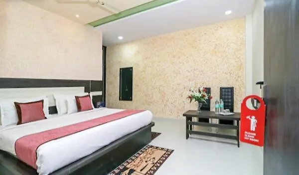 Rama Hs Bed & Breakfast Agra 