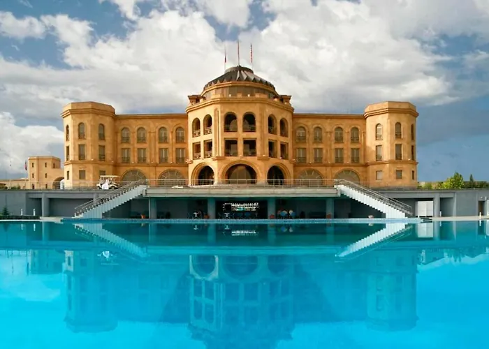 Latar Hotel Jerevan