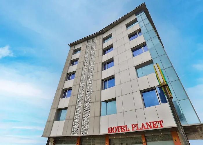 Hotel Planet Vadodara