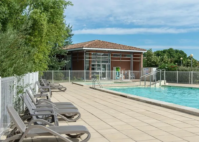 Residence Sun Hols Les Rives du Lac Saint-Saturnin-lès-Avignon