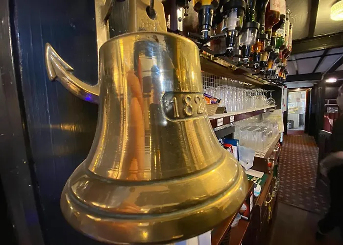 The Five Bells, Eastry Hotel Sandwich