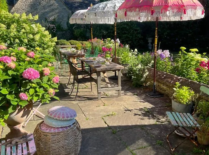 Pytts House Boutique Bed & Breakfast Burford